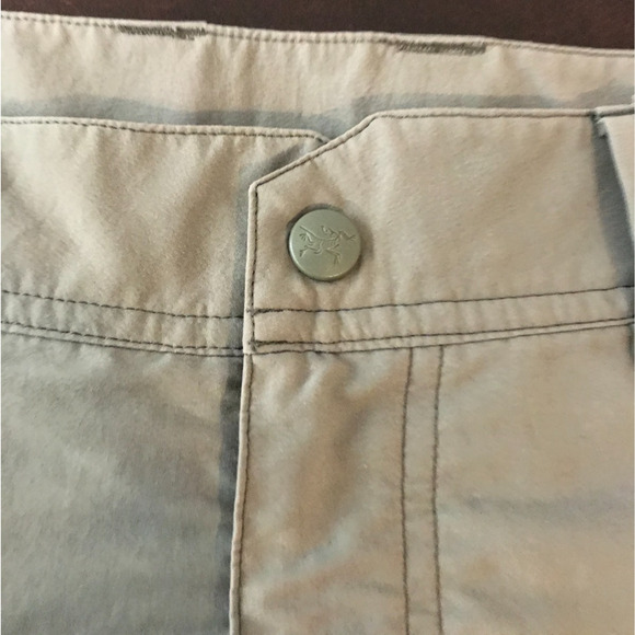 Arc'teryx Perimeter Short - Men's Gray - Size 36 - Picture 4 of 14